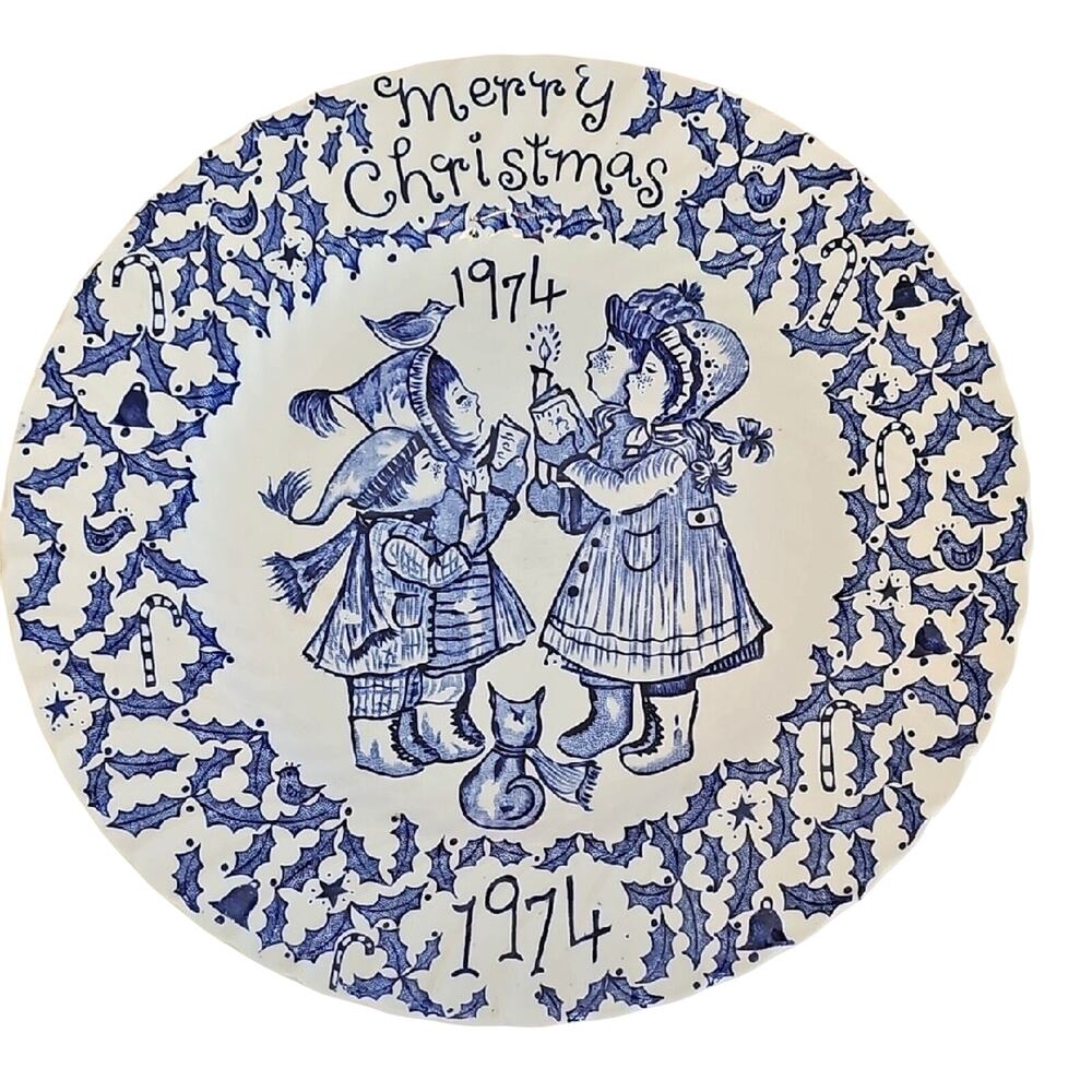 Crownford China Co by Norma Sherman England 1974 A Happy Holiday to You Plate 9"